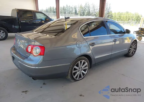 2006 Volkswagen Passat 3.6 from USA, damaged, VIN WVWDU73C16P152339